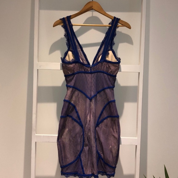 Sexy Lace Bodycon Dress - Picture 4 of 5